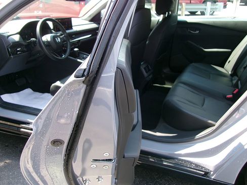 Used 2024 Honda Accord EX-L image 14