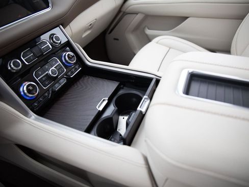 Certified 2024 GMC Yukon Denali w/ Denali Reserve Package image 17