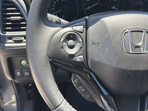 Used 2017 Honda HR-V EX-L image 19