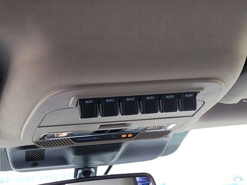 New 2026 Ford F350 Platinum w/ Platinum Plus Package image 9