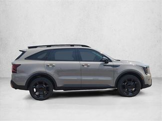 Used 2025 Kia Sorento X-Line EX AWD/4WD video 4
