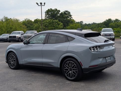 Used 2025 Ford Mustang Mach-E Premium RWD image 7