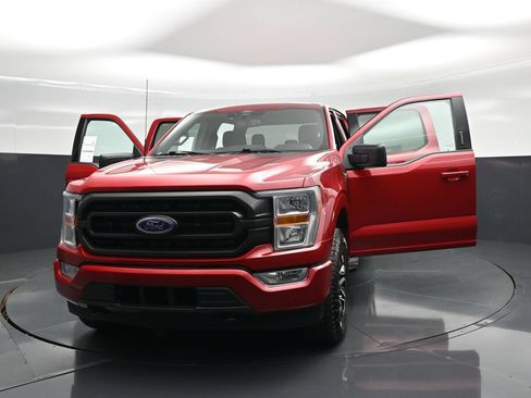 Certified 2022 Ford F150 XLT w/ Equipment Group 301A Mid AWD/4WD image 32