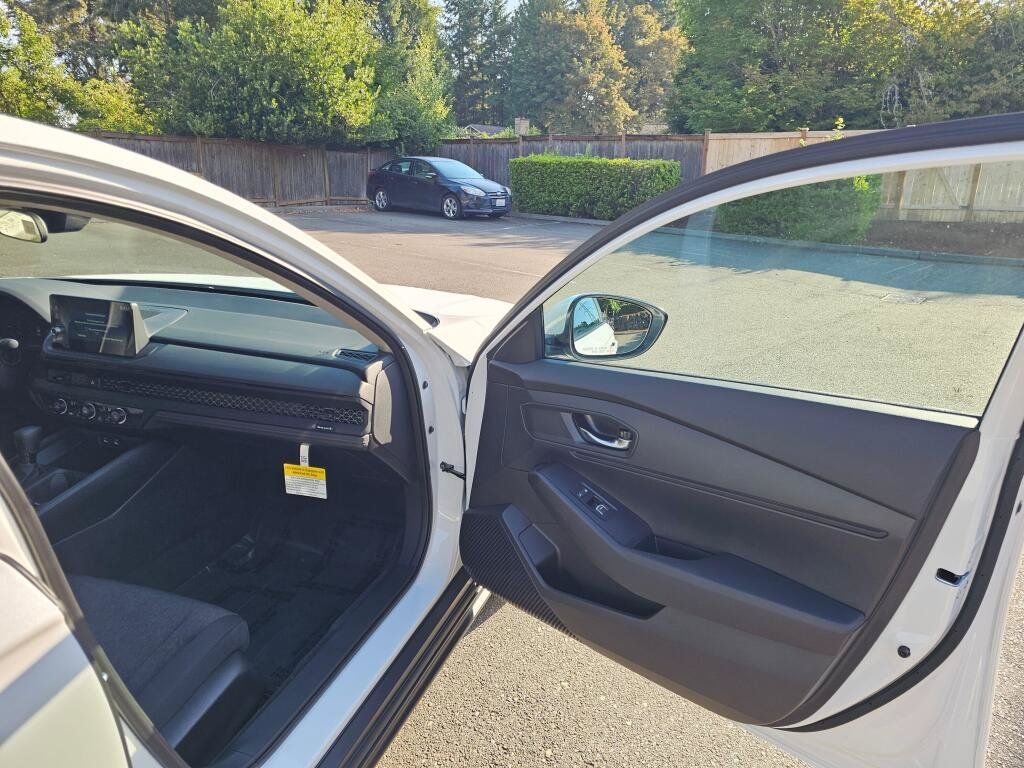 New 2026 Honda Accord LX image 12