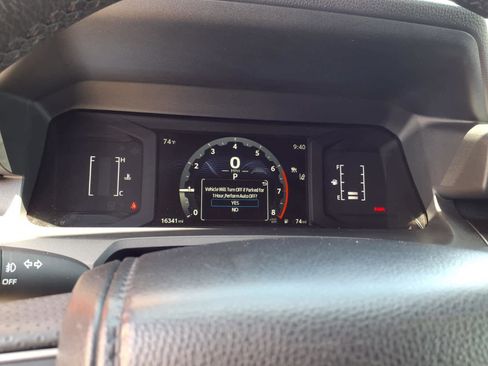 Used 2025 Toyota 4Runner SR5 AWD/4WD image 12