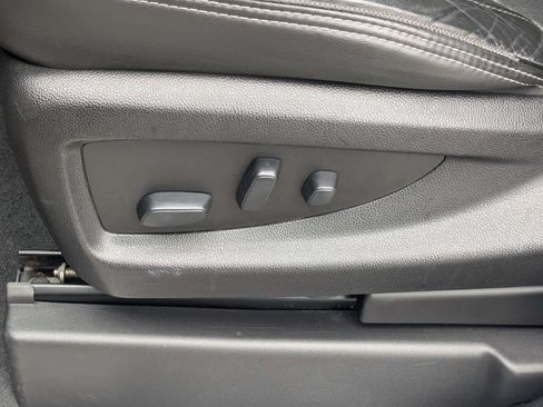 Used 2019 GMC Yukon Denali RWD image 21