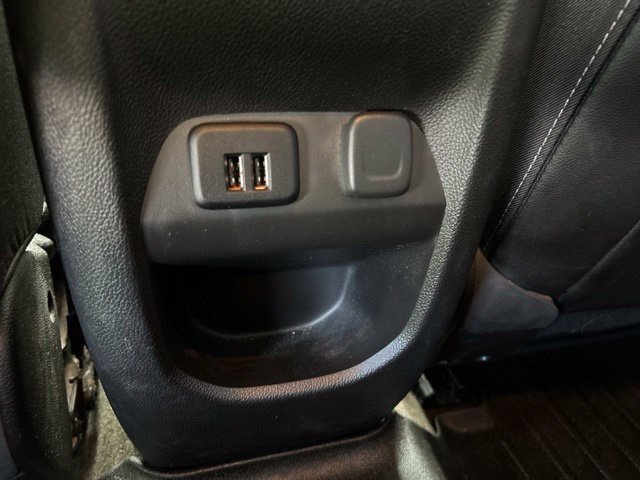 Used 2015 Chevrolet Colorado Z71 RWD image 39