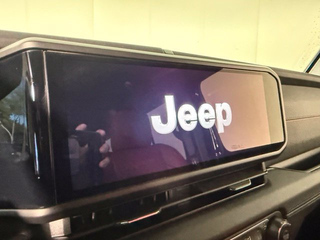 Used 2024 Jeep Wrangler Unlimited Rubicon 392 AWD/4WD image 20