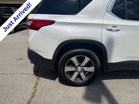 Used 2018 Chevrolet Traverse LT AWD/4WD image 10