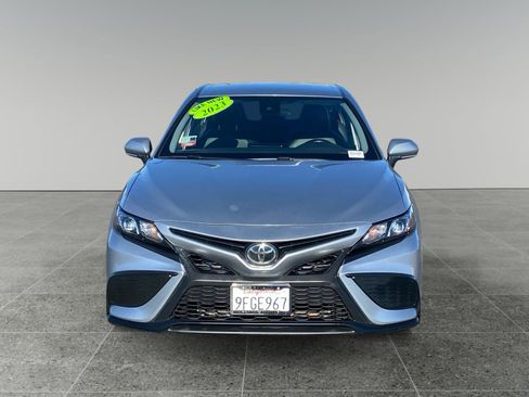 Used 2023 Toyota Camry SE FWD image 8