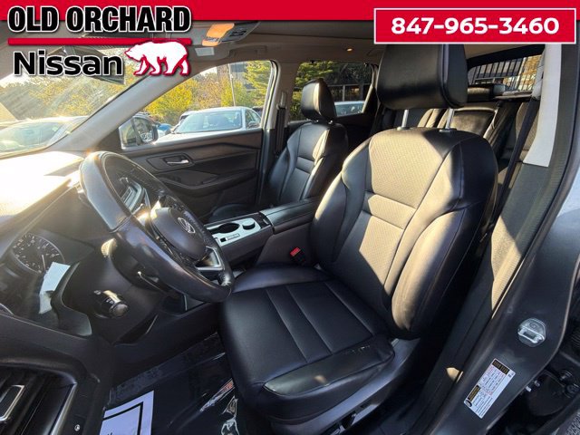Used 2022 Nissan Rogue SV w/ SV Premium Package AWD/4WD image 11