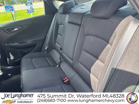 Used 2019 Chevrolet Malibu LT w/ Driver Confidence Package II FWD image 13