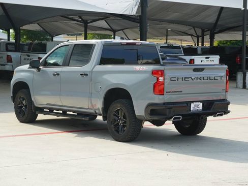 Used 2024 Chevrolet Silverado 1500 LT Trail Boss w/ LT Trail Boss Premium Package AWD/4WD image 3