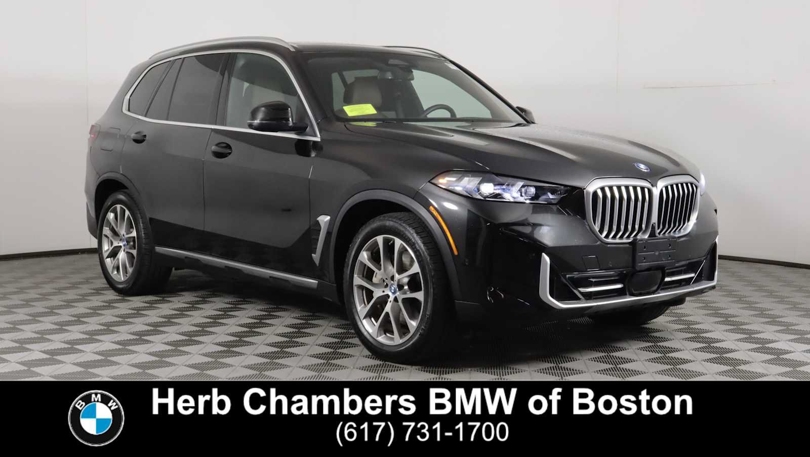 Used 2025 BMW X5 xDrive50e w/ Premium Package AWD/4WD image 1