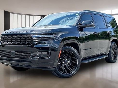 Used 2023 Jeep Wagoneer Series II AWD/4WD image 1