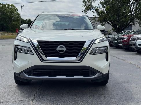 Certified 2023 Nissan Rogue SL w/ SL Premium Package FWD image 8