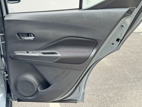 Used 2023 Nissan Kicks SV FWD image 37