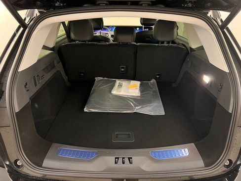 Used 2026 Lincoln Nautilus Premier w/ Equipment Group 102A image 39