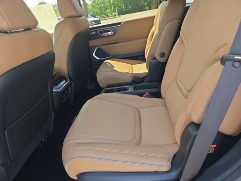New 2026 INFINITI QX80 Luxe w/ Cargo Package RWD image 6