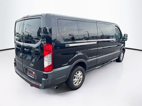 Used 2021 Ford Transit 350 XLT RWD image 5