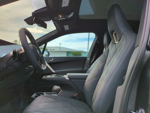 Certified 2026 BMW iX xDrive60 image 15