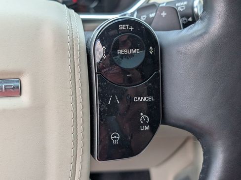 Used 2020 Land Rover Range Rover HSE AWD/4WD image 21
