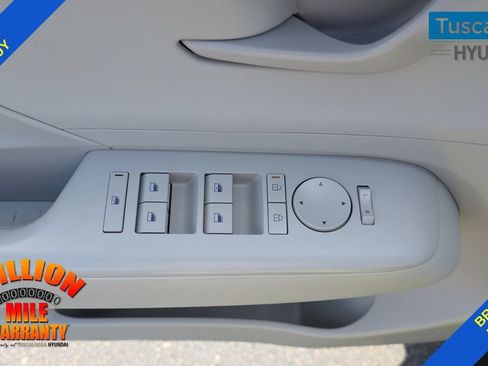 Used 2025 Hyundai Kona SEL AWD/4WD image 13