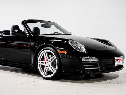 Used 2010 Porsche 911 Carrera 4S AWD/4WD image 38