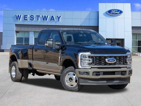 New 2026 Ford F350 King Ranch w/ FX4 Off-Road Package image 35