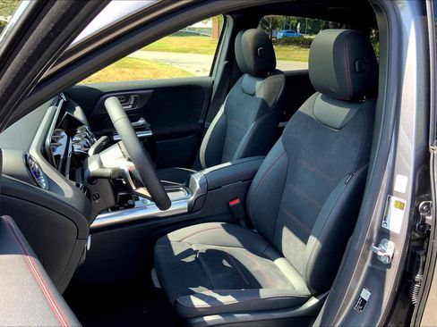 New 2026 Mercedes-Benz GLA 250 4MATIC image 12