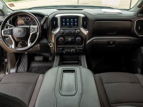 Used 2020 Chevrolet Silverado 1500 LT Trail Boss AWD/4WD image 8