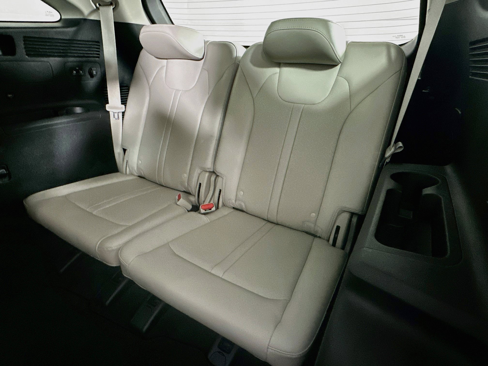 Used 2023 Kia Sorento S w/ Panoramic Sunroof Package FWD image 29