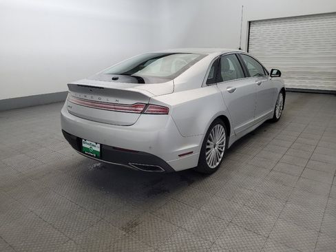 Used 2017 Lincoln MKZ Reserve image 9