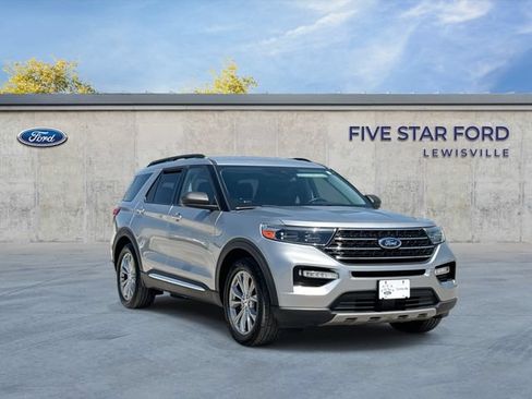 Used 2020 Ford Explorer XLT w/ Equipment Group 202A RWD image 1