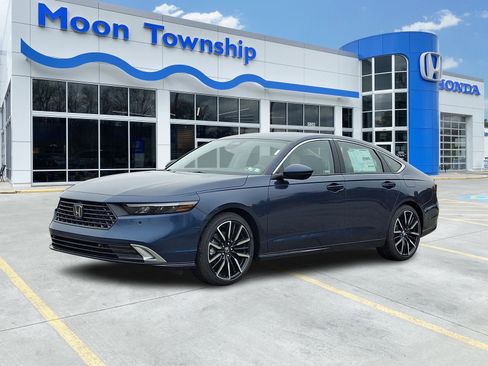 New 2026 Honda Accord Touring image 3
