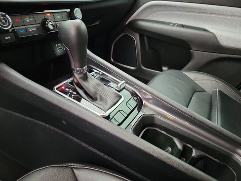 Used 2023 Jeep Compass Latitude image 29