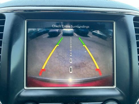 Used 2015 Jeep Grand Cherokee Overland w/ Advanced Technology Group AWD/4WD image 24