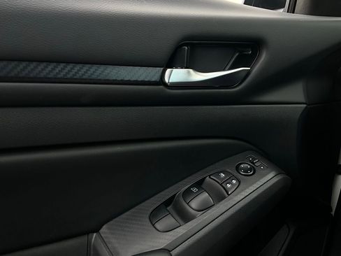 Used 2025 Nissan Altima 2.5 SV image 21