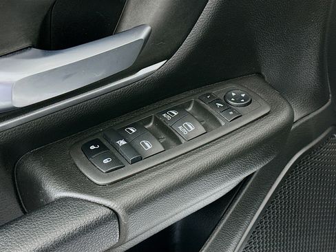 Used 2022 RAM 1500 Big Horn image 15