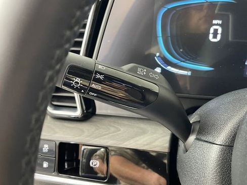 Used 2025 Kia Sportage X-Line image 15