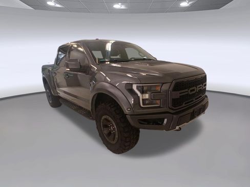 Used 2018 Ford F150 Raptor w/ Equipment Group 802A Luxury AWD/4WD image 5