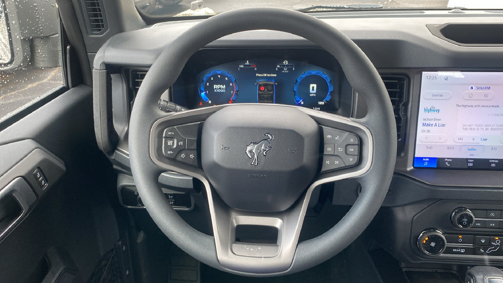 New 2026 Ford Bronco 4-Door AWD/4WD image 24
