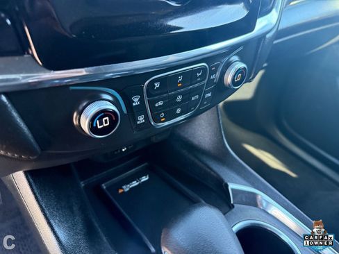 Used 2023 Chevrolet Traverse LT w/ LPO, Cargo Package FWD image 23