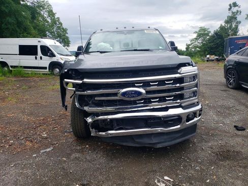Used 2026 Ford F350 Lariat w/ Lariat Premium Package AWD/4WD image 2