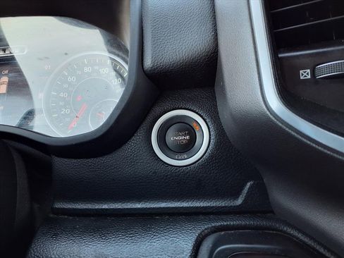 Used 2021 RAM 1500 Big Horn image 31