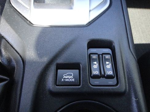 Used 2020 Subaru Crosstrek 2.0i Premium w/ Moonroof Package 2 image 10