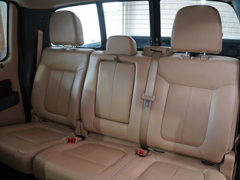 Used 2013 Ford F150 Lariat w/ Luxury Equipment Group image 33