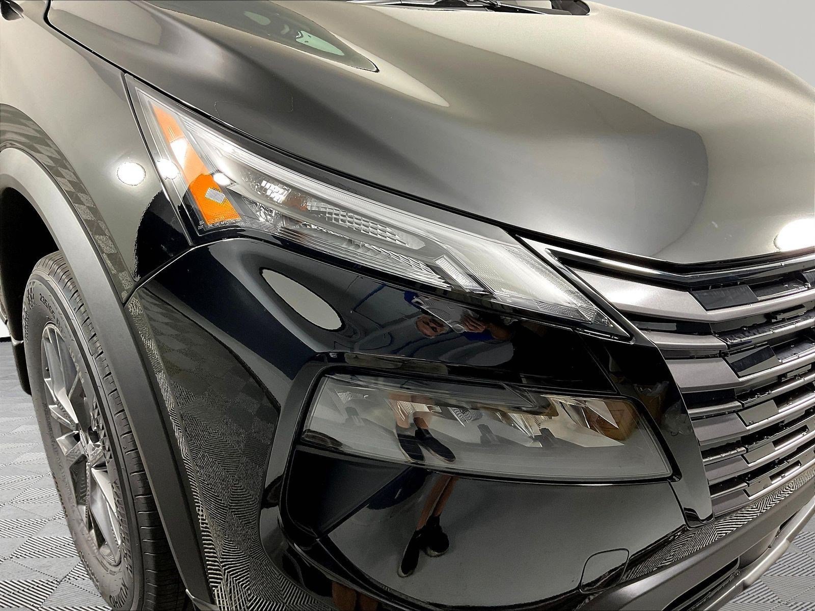 New 2027 Nissan Rogue S FWD image 8