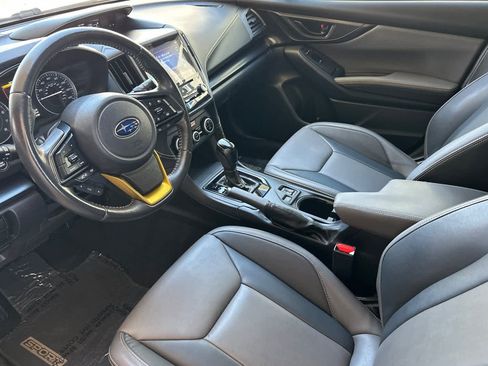 Used 2022 Subaru Crosstrek 2.5i Sport w/ Moonroof Package AWD/4WD image 9