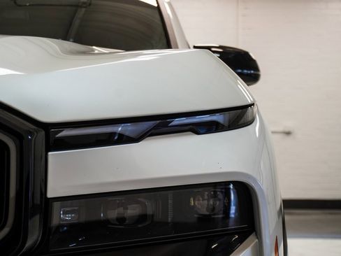 Used 2023 BMW XM w/ M Driver's Package image 44